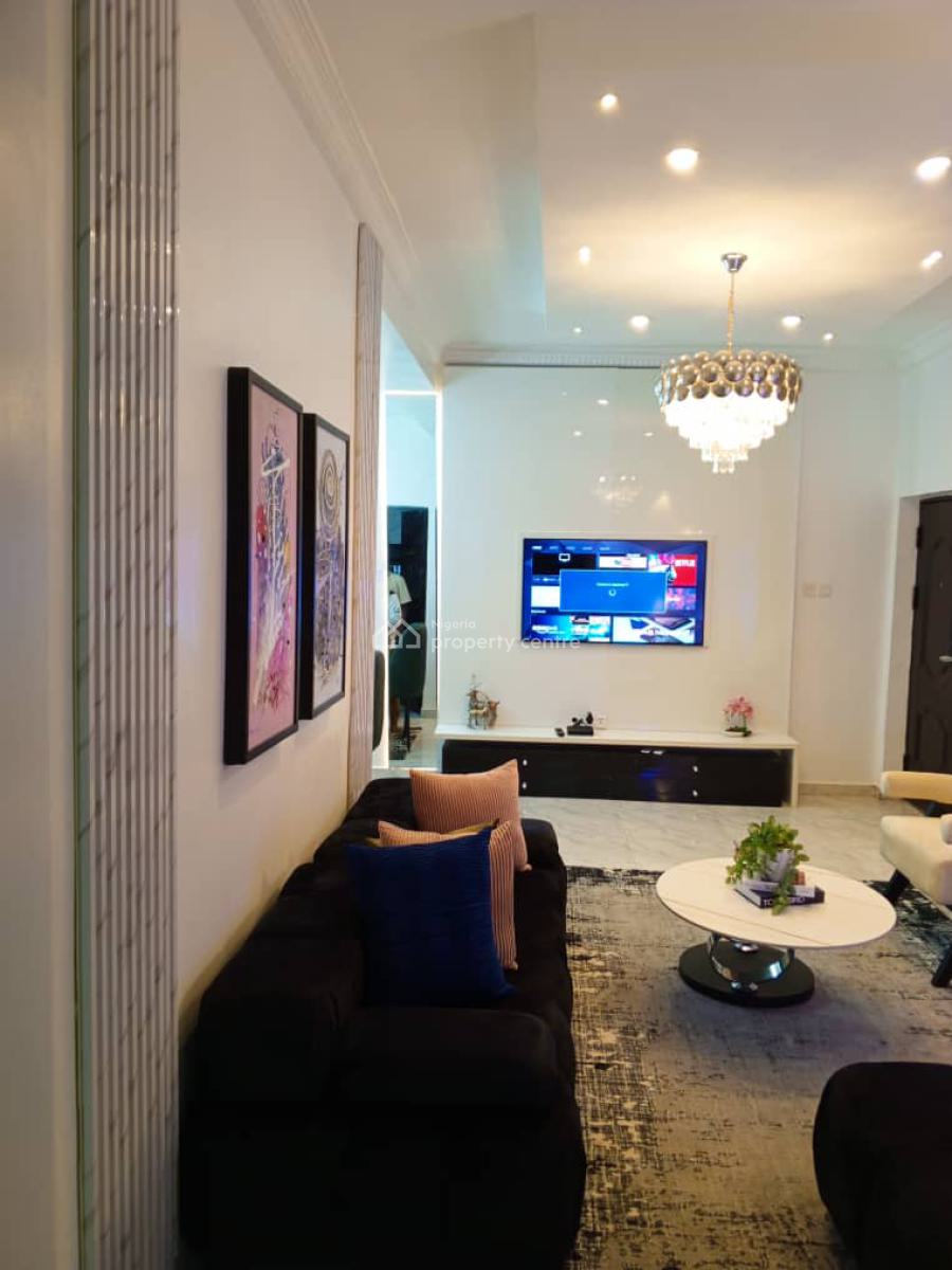 2 Bedrooms Serviced Apartment, Agbaoku Estate, Opebi, Ikeja, Lagos, Flat / Apartment Short Let