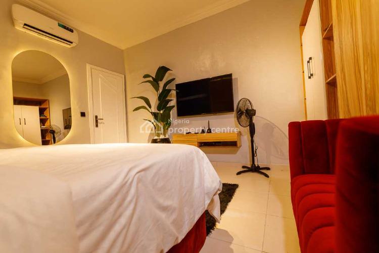 The New and Stylish 1,2 Bedroom, Lekki Phase 1, Lekki, Lagos, Flat / Apartment Short Let