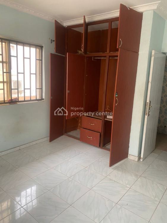 Nice Well Maintained Spacious 3 Bedrooms Flat, Osapa, Lekki, Lagos, Flat / Apartment for Rent