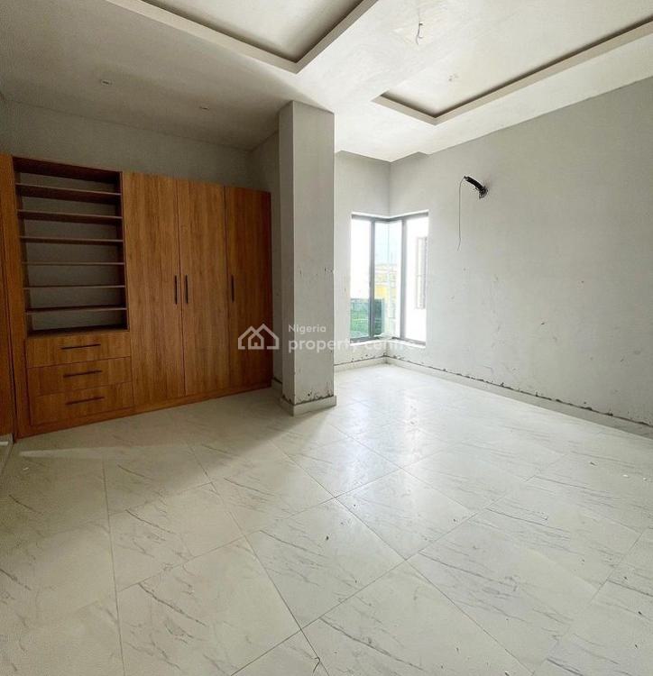 2 Bedrooms Apartment with Elevator and Roof Top Terrace, Ikate, Lekki, Lagos, Flat / Apartment for Sale