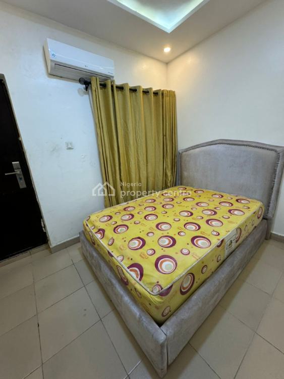 Boys Quarter (bq) in a Duplex in Serviced Estate, No Kitchen, Cromwell Court Estate Ii, Chevron Drive, Lekki, Lagos, Semi-detached Duplex for Rent