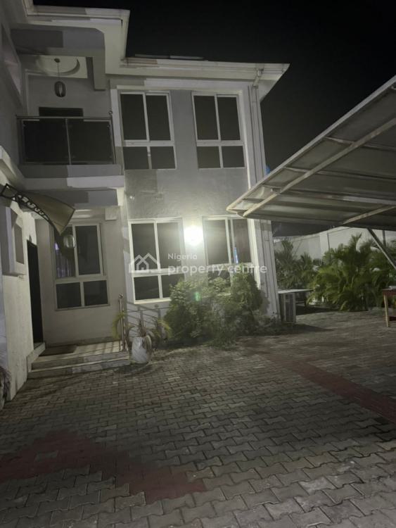 Boys Quarter (bq) in a Duplex in Serviced Estate, No Kitchen, Cromwell Court Estate Ii, Chevron Drive, Lekki, Lagos, Semi-detached Duplex for Rent