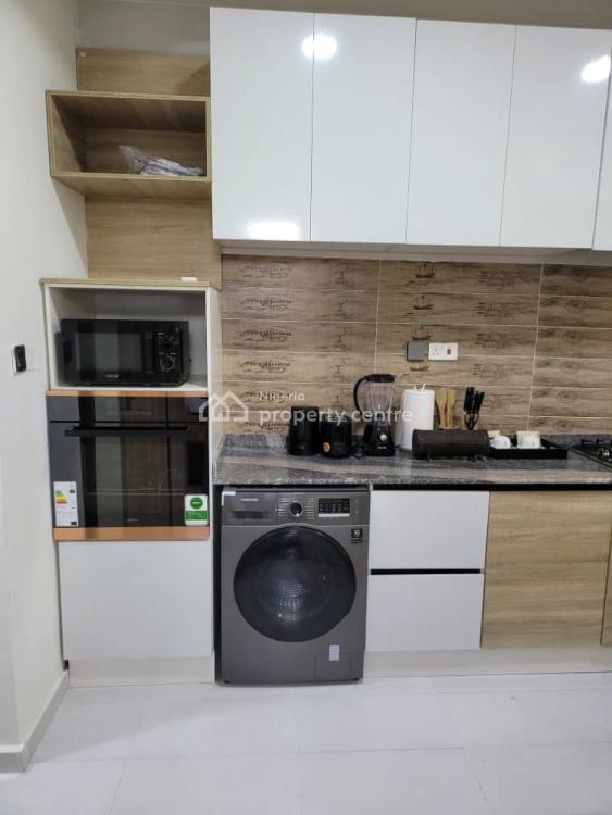 Luxurious 2 Bedrooms Apartment, John Okafor Street, Agungi, Lekki, Lagos, Flat / Apartment Short Let