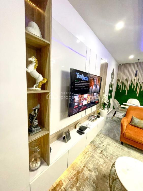 Lux 2 Bedrooms Apartment, Victoria Bay Extension 3, Ikate Elegushi, Lekki, Lagos, Flat / Apartment Short Let