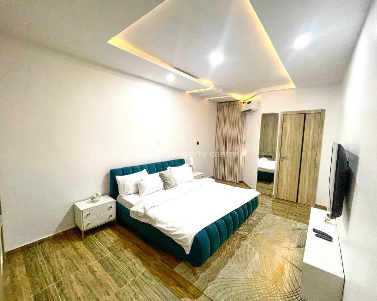 Lux 2 Bedrooms Apartment, Victoria Bay Extension 3, Ikate Elegushi, Lekki, Lagos, Flat / Apartment Short Let