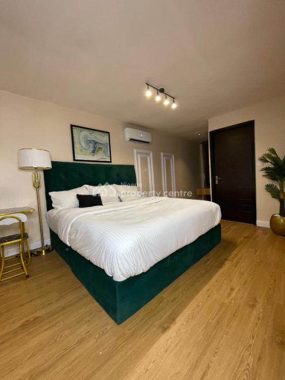 Luxurious 2 Bedrooms, 18 Ogidi Crescent, Lekki Phase 1, Lekki, Lagos, Flat / Apartment Short Let