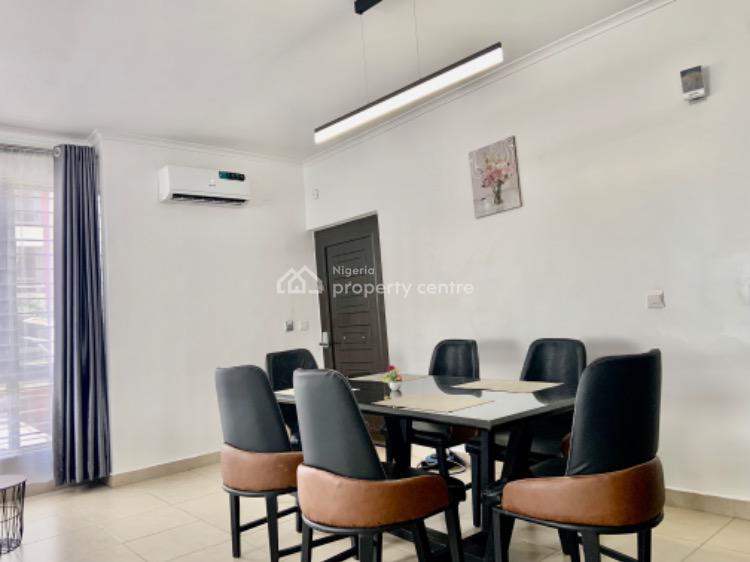 Lovely 3 Bedrooms, 19 Olaletan Street, Oniru, Victoria Island (vi), Lagos, Flat / Apartment Short Let