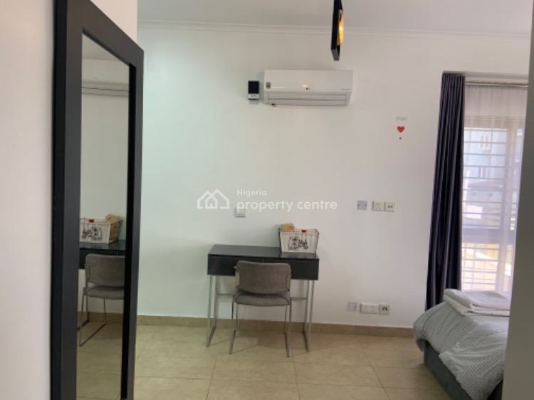 Lovely 3 Bedrooms, 19 Olaletan Street, Oniru, Victoria Island (vi), Lagos, Flat / Apartment Short Let