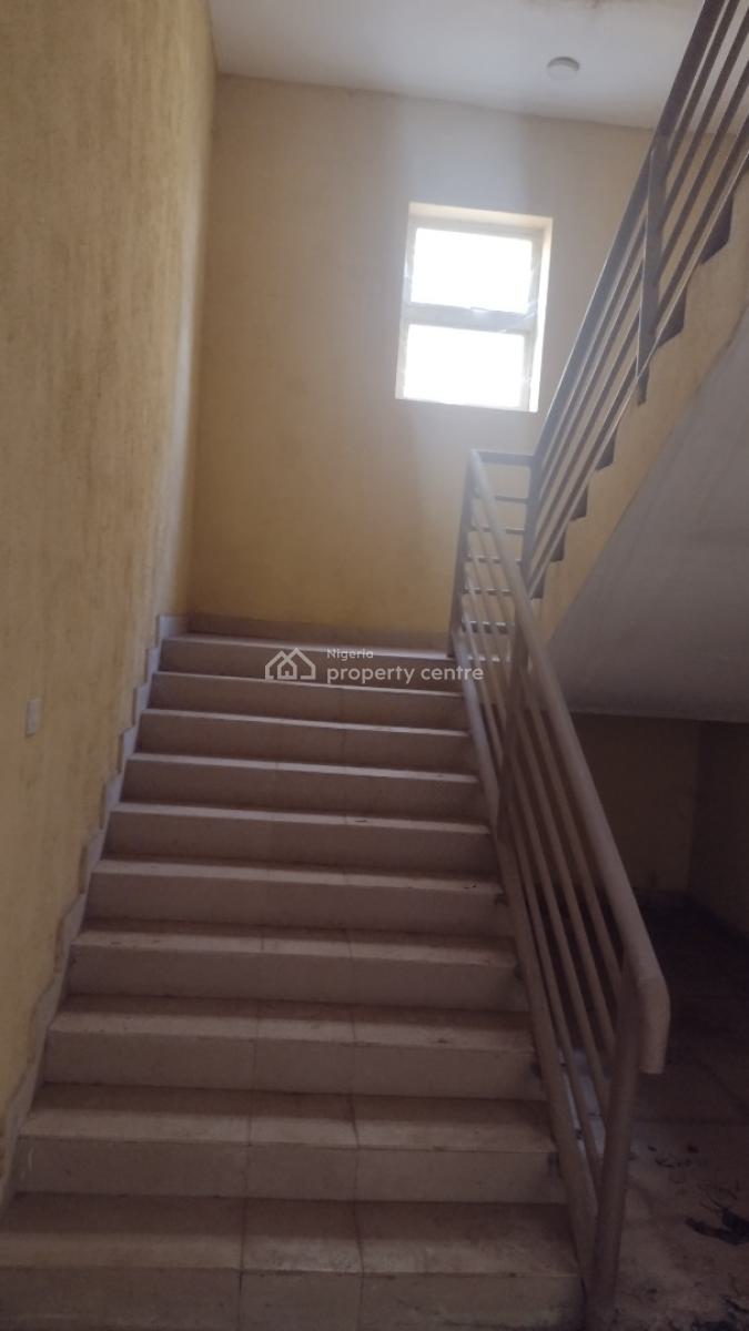 Well-built Shops and Offices, Apo Trade Hub, Wasa, Apo, Abuja, Plaza / Complex / Mall for Sale