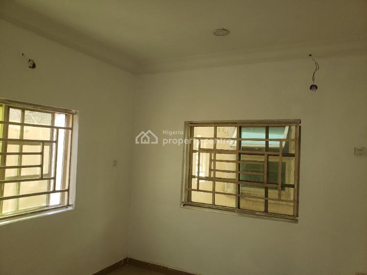 For Rent Standard 1 Bedroom Flat, Fynefield Filling Station, Apo