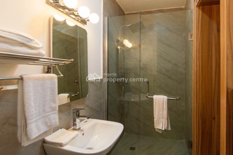 a Well Equipped 3 Bedroom Serviced Apartment., Fabian Court, Lawrence Road, Ikoyi, Lagos, Flat / Apartment Short Let