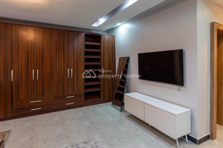 a Well Equipped 3 Bedroom Serviced Apartment., Fabian Court, Lawrence Road, Ikoyi, Lagos, Flat / Apartment Short Let