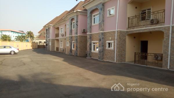 Fully Furnished and Serviced 2 Bedroom Apartment, Gwarinpa Estate, Gwarinpa, Abuja, Flat / Apartment Short Let