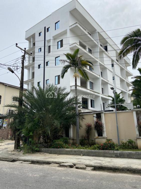 For Sale 2 Bedroom Flat, Parkview, Ikoyi, Lagos 2 Beds, 2 Baths