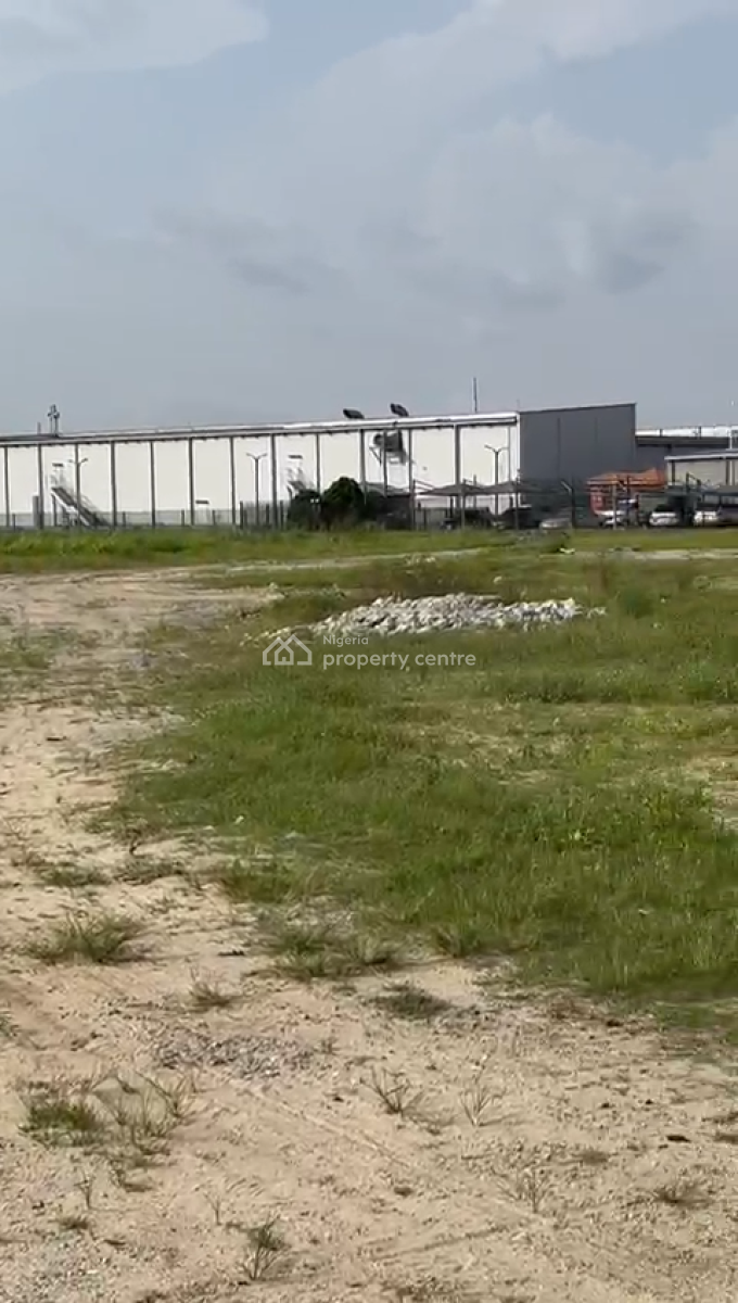 Plots of Lands, Monastery Road, Sharing The Same Fence with Novare Shoprite, Sangotedo, Ajah, Lagos, Mixed-use Land for Sale