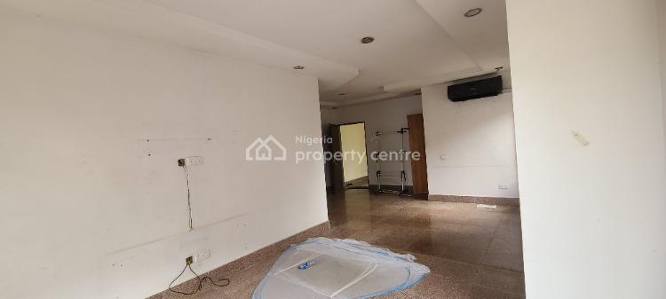 First Floor 2 Bedroom Apartment, Lekki Phase 1, Lekki, Lagos, Flat / Apartment for Rent