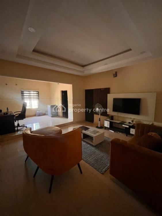 For Rent 2 Bedroom Flat, Lugbe, Lugbe District, Abuja 2 Beds