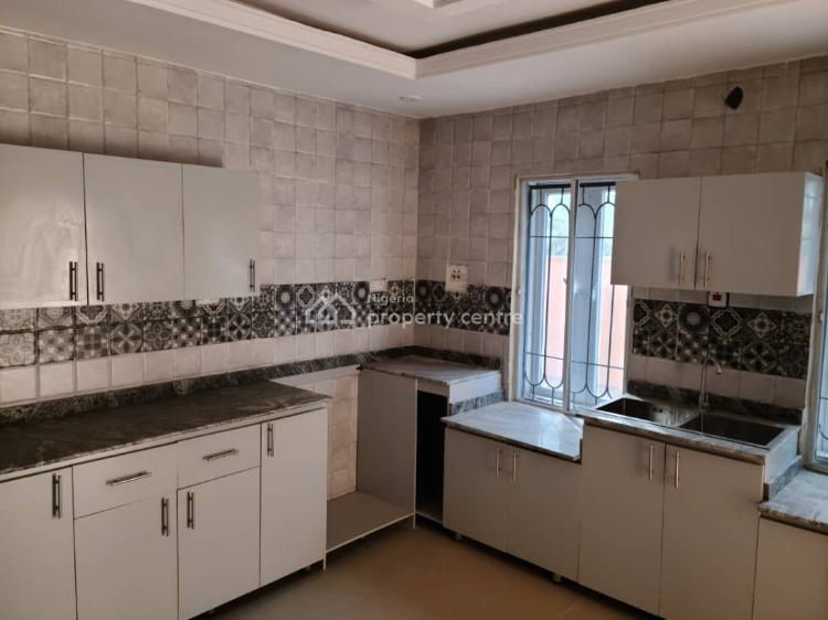 For Rent 5bedroom Duplex With 2 Units Of A Room Bq, Parliament Estate