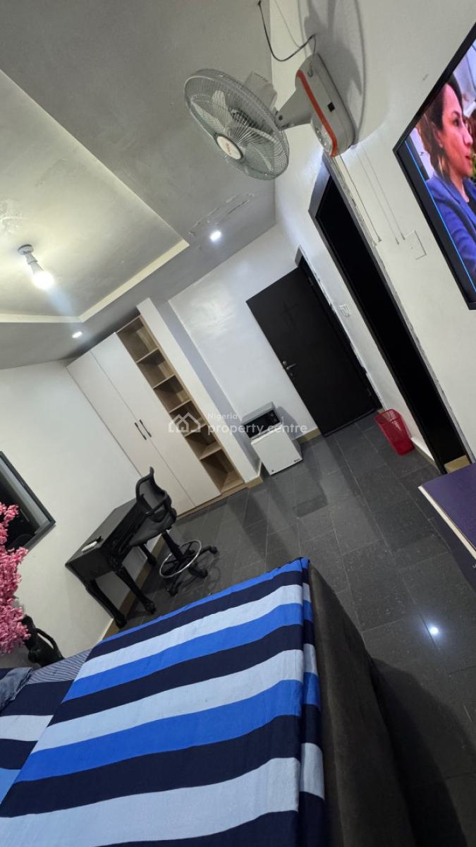 Furnished Shared Apartment, Canal West Estate, Osapa, Lekki, Lagos, Flat / Apartment Short Let