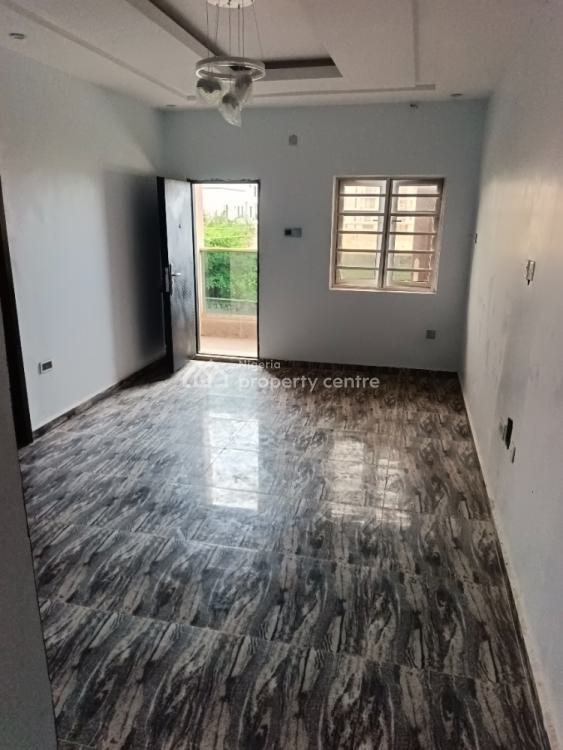 For Rent Newly Built 2 Bedroom, Alpha Beach Road, Lekki, Lagos 2 Beds, 2 Baths (Ref 2151190)