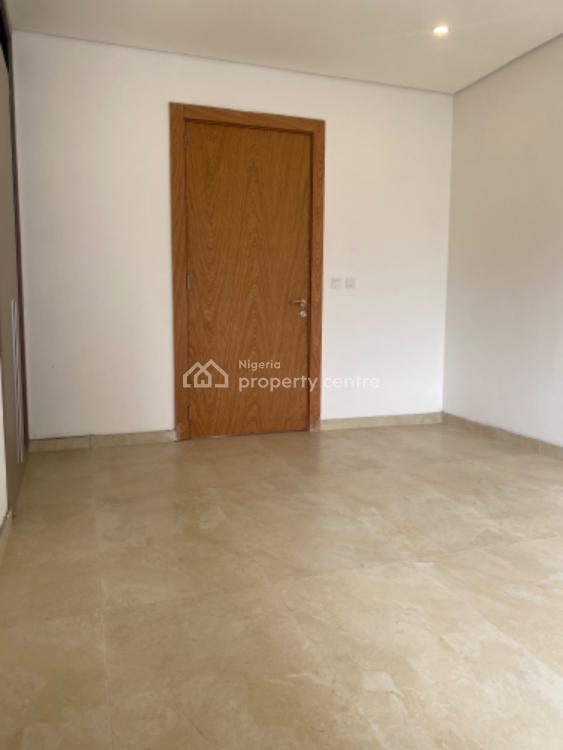 4 Bedroom Flat with 2 Rooms Boys Quarter, Reeve Road, Ikoyi, Lagos, Flat / Apartment for Rent