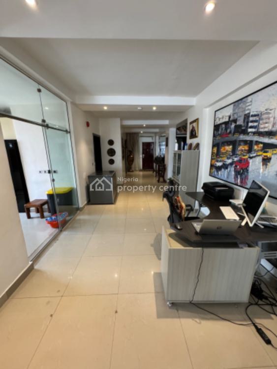 3 Bedroom Luxury Apartment, Lekki Luxury Apartments, Admiralty Road, Lekki Phase 1, Lekki, Lagos, Flat / Apartment for Sale