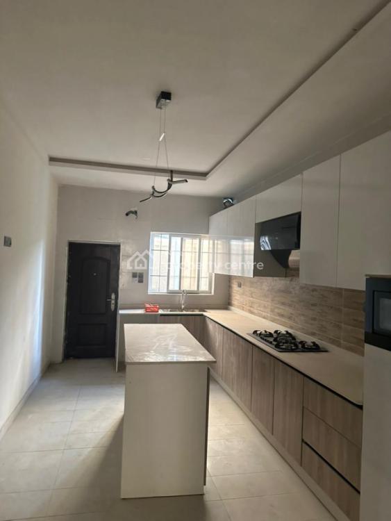 Chevron 5 Bedroom Luxurious Semi Detached Duplex, Chevron , Along Chevron Drive , Well Secured Estate with 24hours Light, Lekki Phase 2, Lekki, Lagos, Detached Duplex for Sale