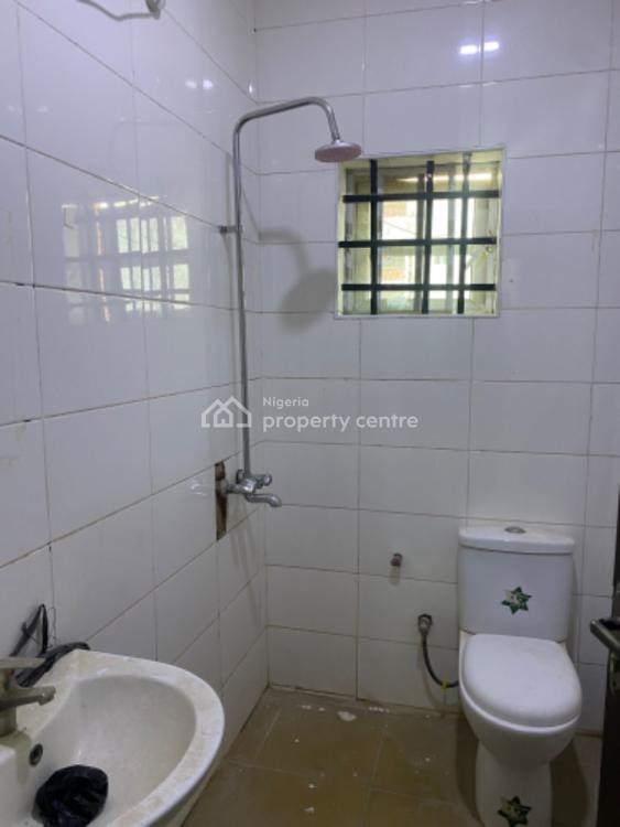 For Sale Luxury 3 Bedroom Flat With 1 Bq On A Distress Comes Wit Ac/ Gas Cooker, Katampe, Abuja