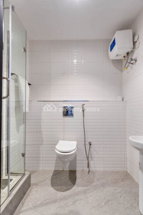 2 Bedrooms Apartment, Lekki Phase 1, Lekki, Lagos, Flat / Apartment Short Let