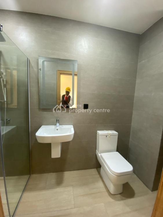 a Well Constructed 3 Bedroom Apartment with Communal Swimming Pool &bq, Central, Victoria Island (vi), Lagos, Flat / Apartment for Sale