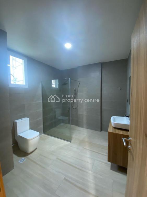 a Well Constructed 3 Bedroom Apartment with Communal Swimming Pool &bq, Central, Victoria Island (vi), Lagos, Flat / Apartment for Sale