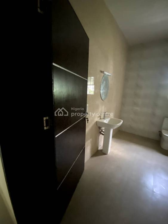 Newly Built 3 Bedroom Apartment with an Elevator Plus Other Amenities, Ikoyi, Lagos, Flat / Apartment for Rent