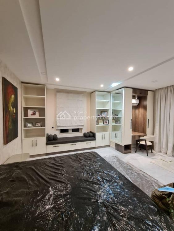Well Maintained Fully Furnished 3  Bedroom Apartment with Swimming, Banana Island, Ikoyi, Lagos, Flat / Apartment for Sale