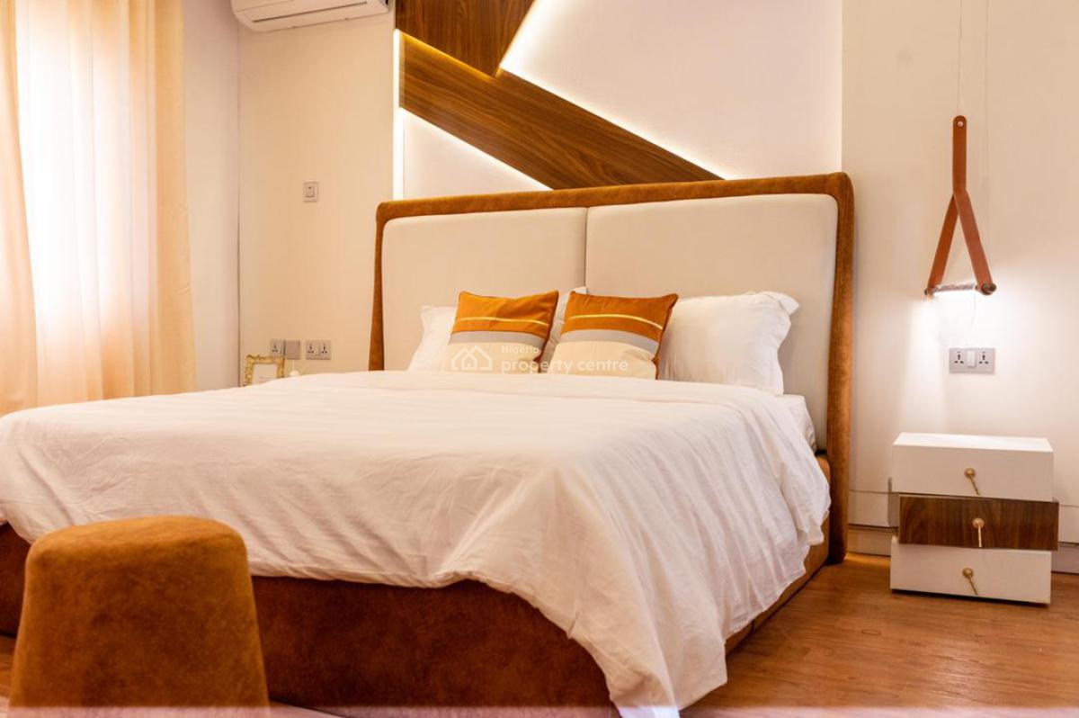 Elegant 3 Bedroom Masionette, Off Admiralty Road, Lekki Phase 1, Lekki, Lagos, House Short Let