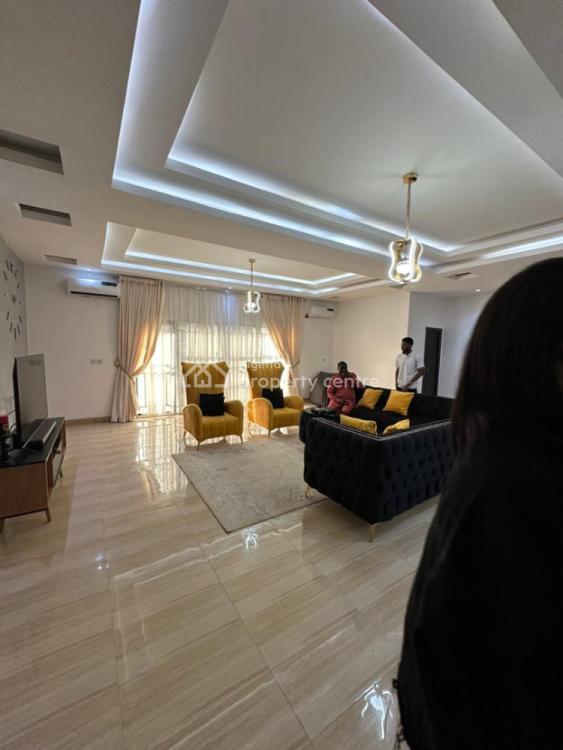 Beautifully Built 2 Bedrooms Apartment, Diplomatic Zone, Katampe Extension, Katampe, Abuja, Flat / Apartment for Rent