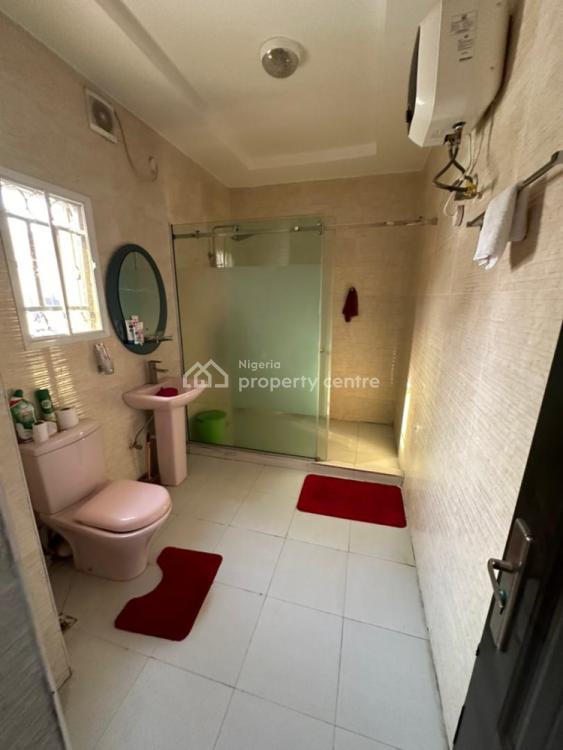 Beautifully Built 2 Bedrooms Apartment, Diplomatic Zone, Katampe Extension, Katampe, Abuja, Flat / Apartment for Rent