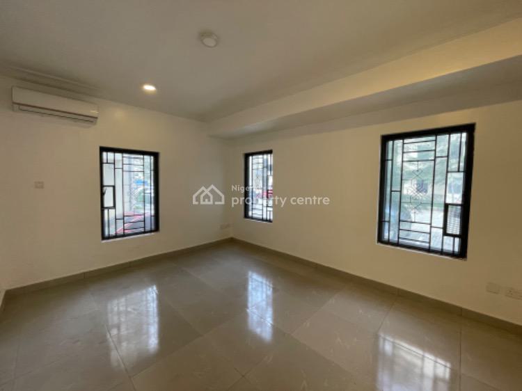 Amazing Three (3) Bedroom Apartment with Swimming Pool & Gym, Megamound Estate, Lekki, Lagos, Flat / Apartment for Sale