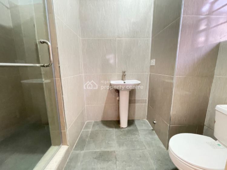 Amazing Three (3) Bedroom Apartment with Swimming Pool & Gym, Megamound Estate, Lekki, Lagos, Flat / Apartment for Sale