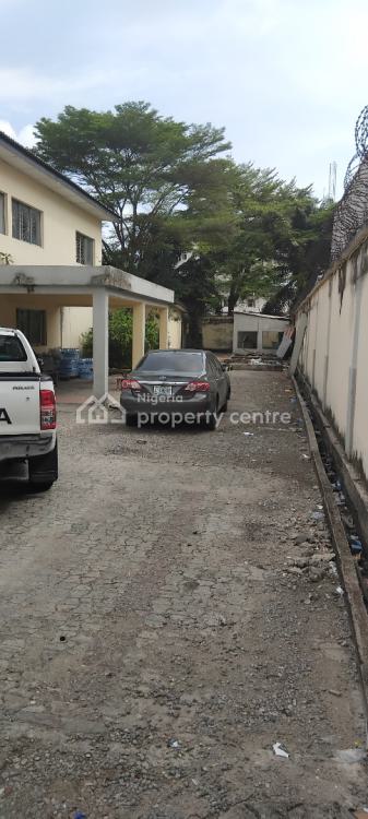 Commercial Structure with Large Compound on 1200sqm Land, Saka Tinubu, Victoria Island (vi), Lagos, Commercial Property for Sale