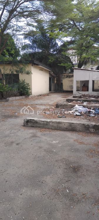 Commercial Structure with Large Compound on 1200sqm Land, Saka Tinubu, Victoria Island (vi), Lagos, Commercial Property for Sale