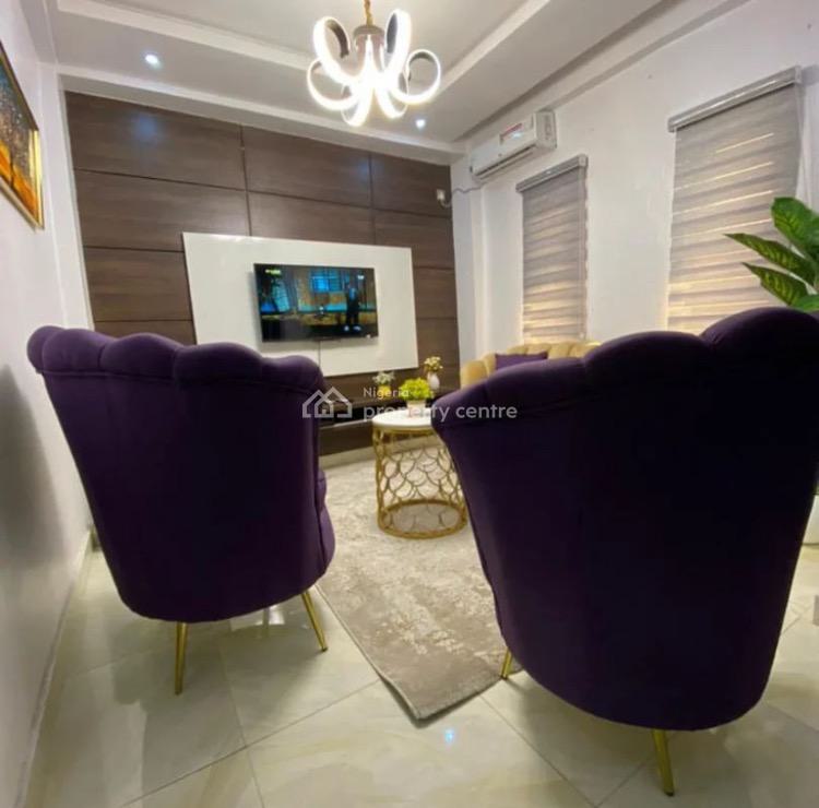 Colorful & Enchanting 1 Bedroom Apartment, Lekki Phase 1, Lekki, Lagos, Mini Flat (room and Parlour) Short Let