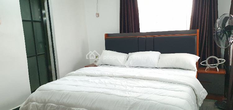 Savanna Suite (2 Bedrooms Apartment), No. 2, Adansonia Close, Alalubosa, Ibadan, Oyo, Flat / Apartment Short Let