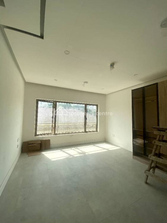 4 Bedrooms Terrace Duplex with Swimming Pool., Ikoyi, Lagos, Terraced Duplex for Sale