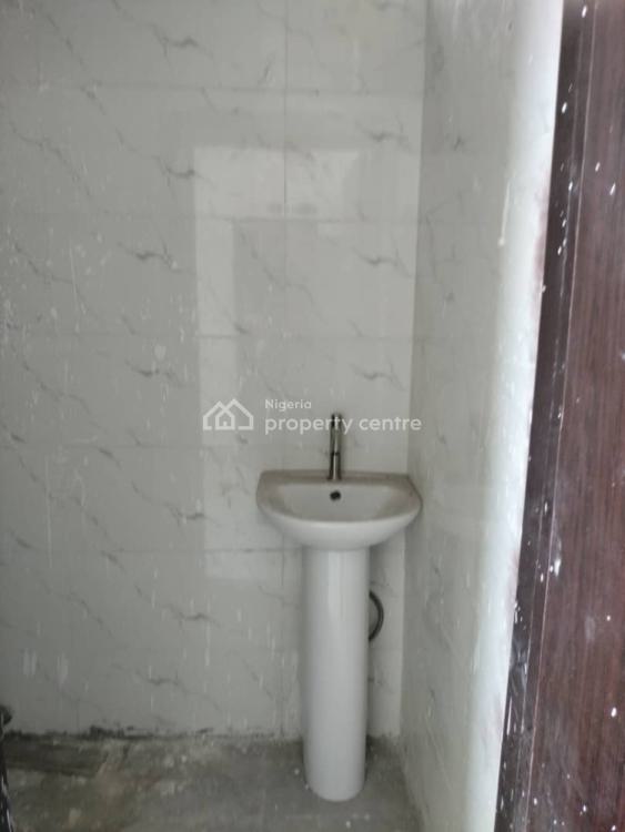 E-mart, Orchid Road, Lekki, Lagos, Plaza / Complex / Mall for Rent