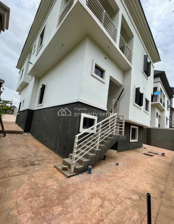 For Sale Luxury 4bedrooms Duplex With 1room Bq, Golf Estate, GRA