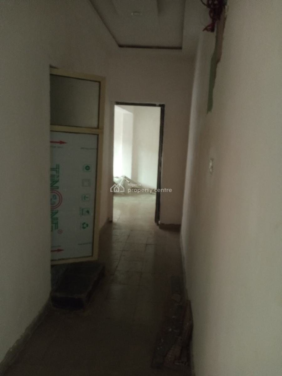 Newly Renovated 3 Bedroom, Off Babs Animashun, Surulere, Lagos, Flat / Apartment for Rent