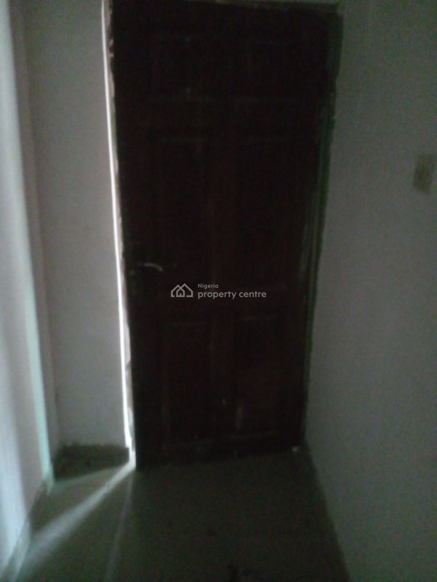 Newly Renovated 3 Bedroom, Off Babs Animashun, Surulere, Lagos, Flat / Apartment for Rent