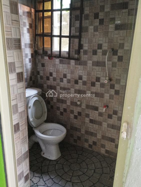 a Fantastic Self-contained, Oron Road, Adjacent Shelter Afrique Estate Junction. Mbiabong Ikot Ant, Uyo, Akwa Ibom, Self Contain (single Rooms) for Rent