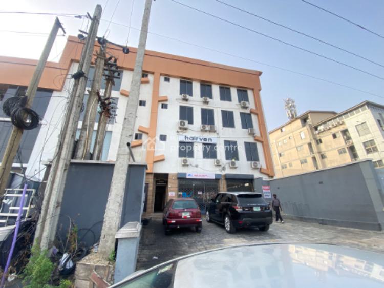 60sqm Open Space on a Busy Road, Victoria Island (vi), Lagos, Plaza / Complex / Mall for Rent