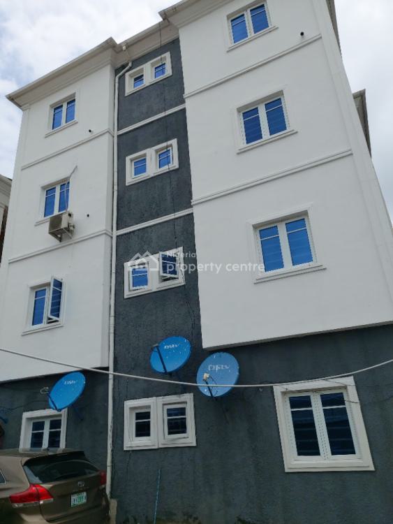 Beautiful 2 Bedroom Flat, 39 Hopevile Estate, Lekki Phase 2, Lekki, Lagos, Flat / Apartment for Rent